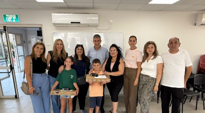 חלוקת מחשבים